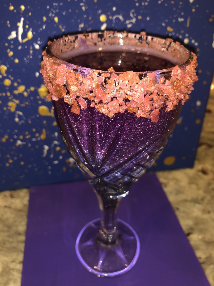 materialki champagne (grape pop rocks on the rim)