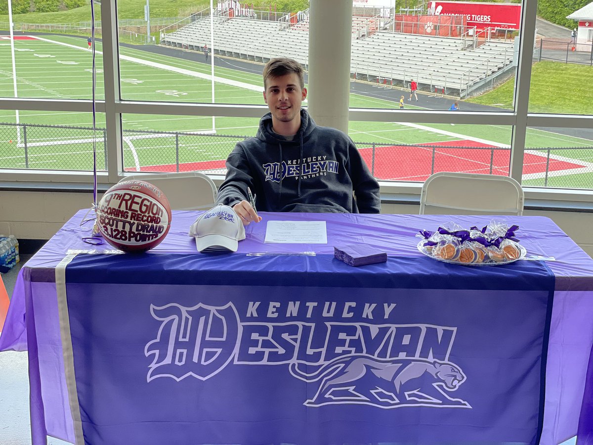 FischerBurke's tweet photo. Congrats @scotty_draud24 for signing @KWCPanthers. We are so proud of you! https://t.co/xh4kMKvlB6
