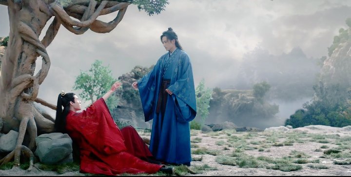 ONE OF MT FAV SECNES OUT OF THE WHOLE DRAMA. Beside the plot and character stuff that's happening here. The sheer beauty of this scene kills me. The colours of the set & the colours of each main players' costume colour. This is stunning & legit piece of art! (3/7)