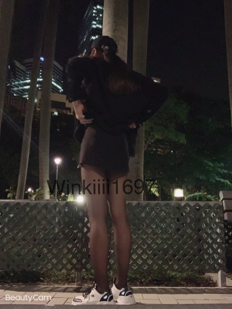 winkii1697's tweet photo. 著翻好先😌

幫我like+ retweet 我岀多啲啲
雖然都已經岀得好密😂
#暴露狂 #淫女hk #淫絲 #鹹濕妹 #大奶hk #彈彈波 #露出癖 #暴露 #淫乳 #淫絲 #淫女hk #暴露狂 #野外露出 #肉便器 #大波波 #淫 #港女 https://t.co/clYoaND6fy