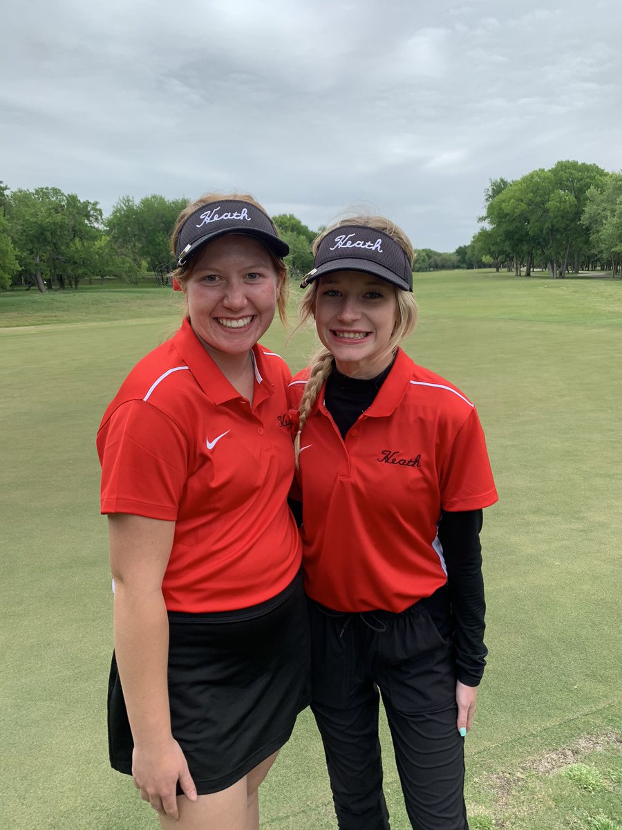 Lady Hawks represented well this week at Regionals! Proud of their hard work. Congrats to Hudson Woloss on shooting her personal best (80) today! And big thanks to our seniors Meghan Noto and Katie Fox for their leadership!🏌🏼‍♀️⛳️🦅