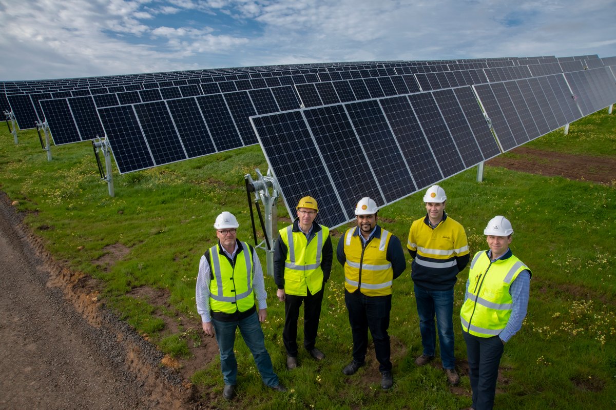Congratulations to <a href="/Deakin/">Deakin University</a> for officially opening their Renewable Energy Microgrid, designed and built in partnership with <a href="/PoweredByMondo/">Mondo</a>.

Read more and check out the video - mondo.com.au/.../energy-hub…
#renewables #solar #sustainability