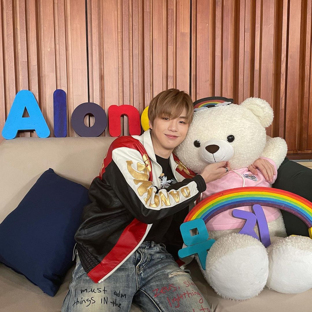KDanigall's tweet photo. MBC 나혼자산다 인스타그램 210423
https://t.co/vMP5CvSxK3

윌쿵...
오늘 무지개 신입회원이 강다니엘 회원님..?!
역시 무지개와의 약속을 잊지 않았어~!❤️
#강다니엘 회원님의 ‘찐’ 싱글라이프는
오늘밤 11시 5분 #나혼자산다 에서 만나요!
본방사수 약속해줘~~(음표)
@konnect_danielk #KANGDANIEL https://t.co/Ppujx91sdG
