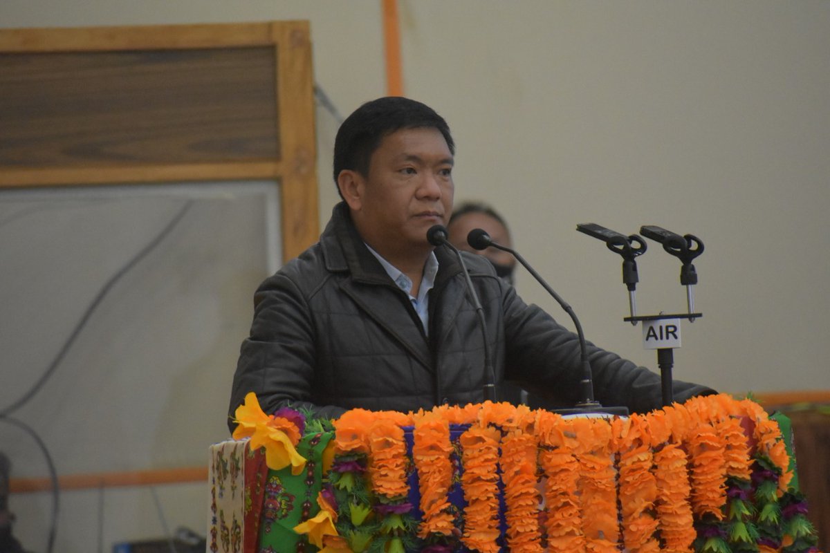 ArunachalPolice's tweet photo. Concluded 3 day Annual SsP/COs Conference at Tawang. Had meaningful deliberations on issues of drug abuse, ground level policing, COVID-19 crises, cyber crime and infra projects, &amp; chalked out strategies to achieve highest standards of policing by APP.
@PemaKhanduBJP @BrigMishra https://t.co/p2E6M1z0hM