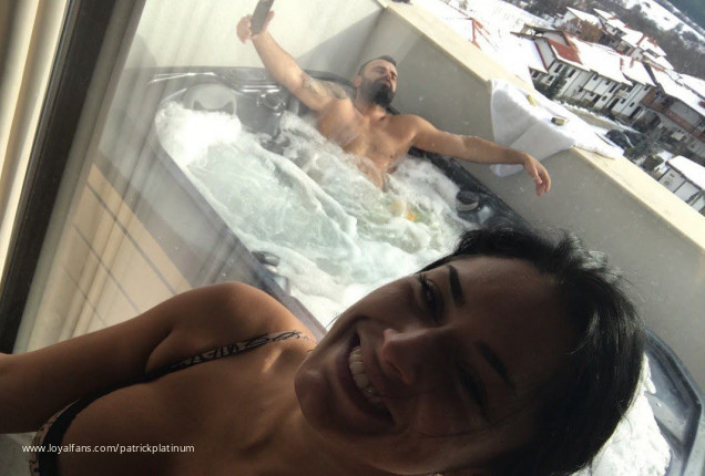 I just posted one new photo on #realloyalfans. Take a look here: https://t.co/WZy3VFelZ3 https://t.c<a href="/tag/realloyalfans"class="tags">#realloyalfans</a>