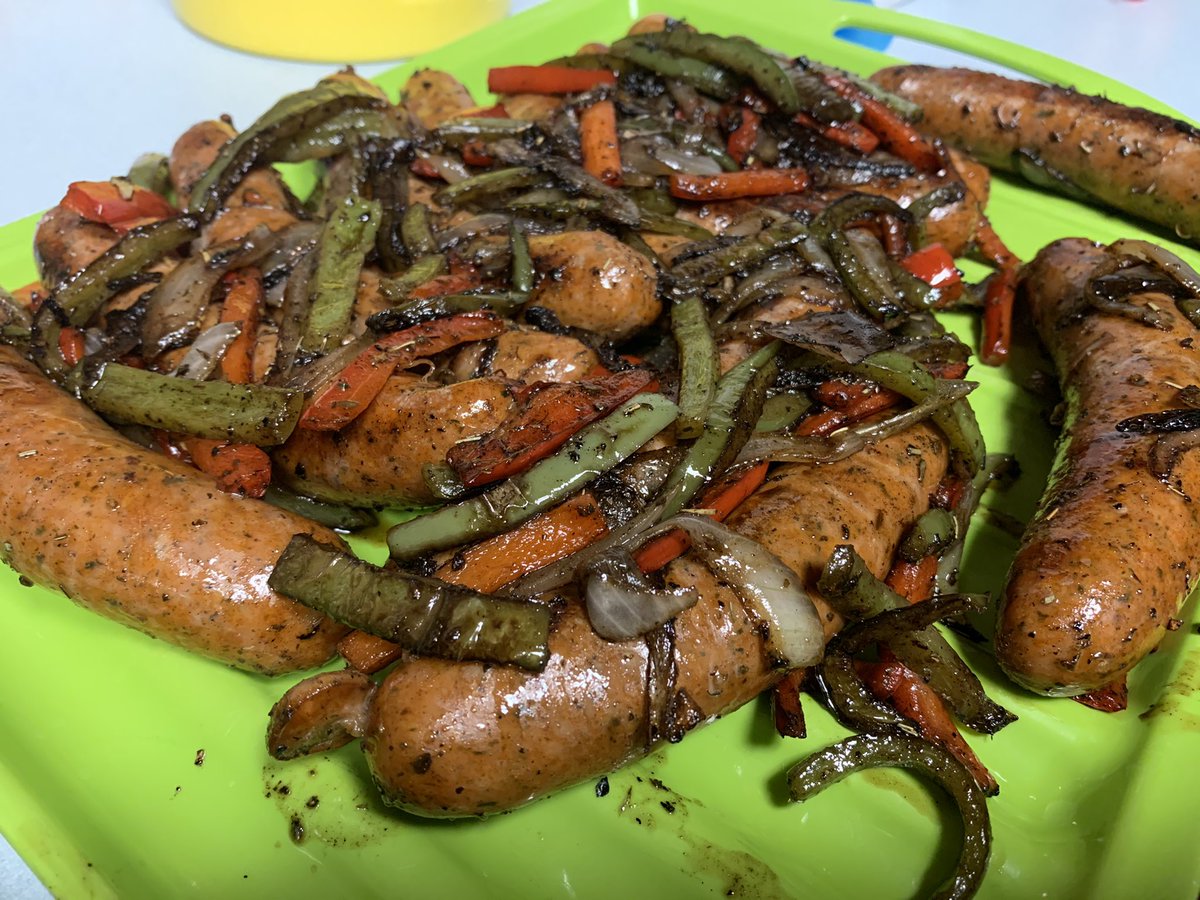 ShaneOutdoors's tweet photo. Brats and peppers on the @blackstone https://t.co/UA7psAccx0