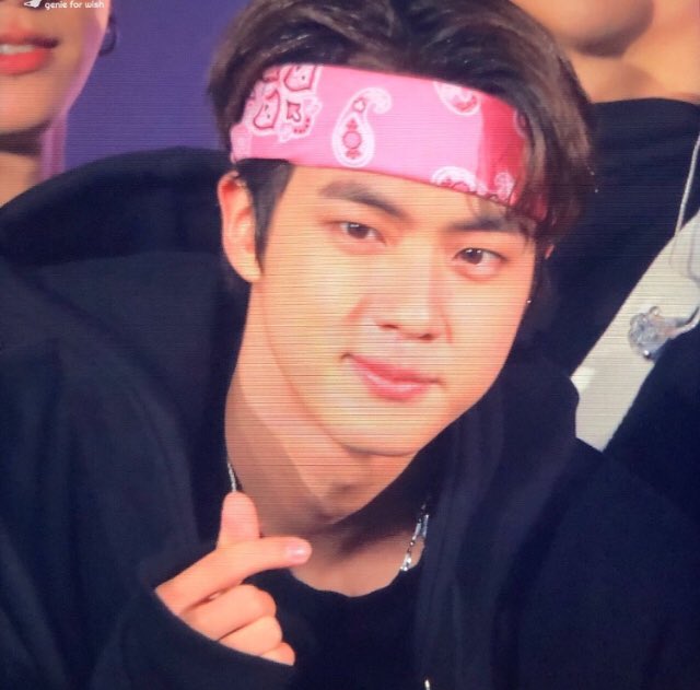 seokjin in bandana ; a swaggy thread