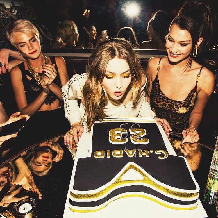 Happy bday gigi hadid!!! 