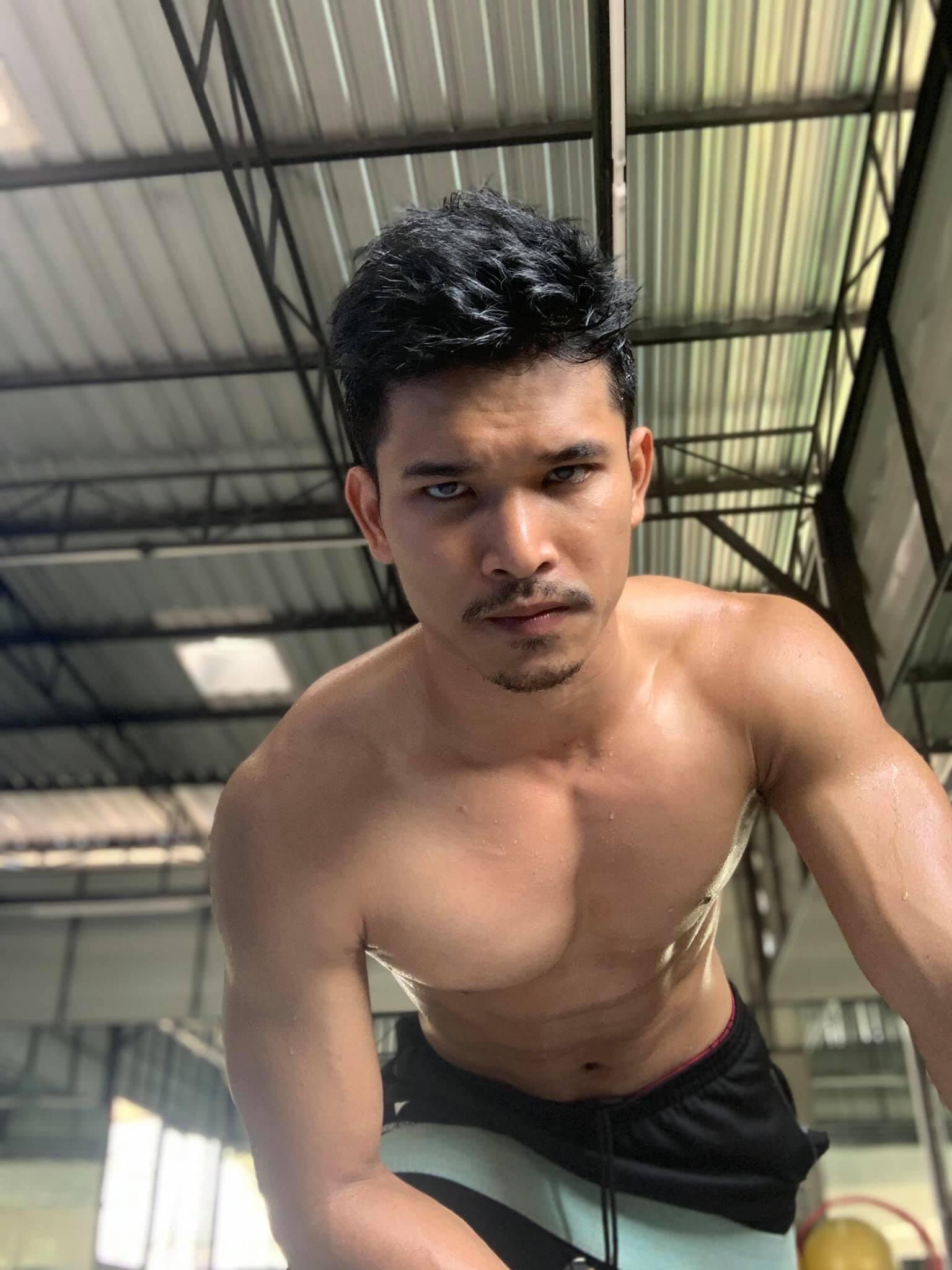 ชายชายเย็ดหีหมา  / X