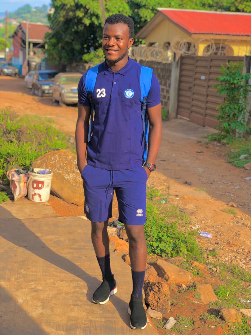 SierraSports232's tweet photo. BREAKING NEWS...

Real Mack Football club skipper Bankole Cole has joined FC Kallon on Loan ahead of the 2020/21 Sierra Leone Premier League season. 

#SIERRASPORTS232 https://t.co/sa0X7nJHXU
