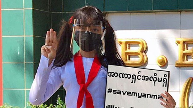 The int'l community must take #action to hold the #Myanmar military junta accountable for its use of #torture and acts in violation of #HumanRights law &amp; norms, including #CEDAW &amp; the <a href="/UN/">United Nations</a> Declaration on the Elimination of Violence Against #Women.

Read➡️rfa.org/english/news/m…