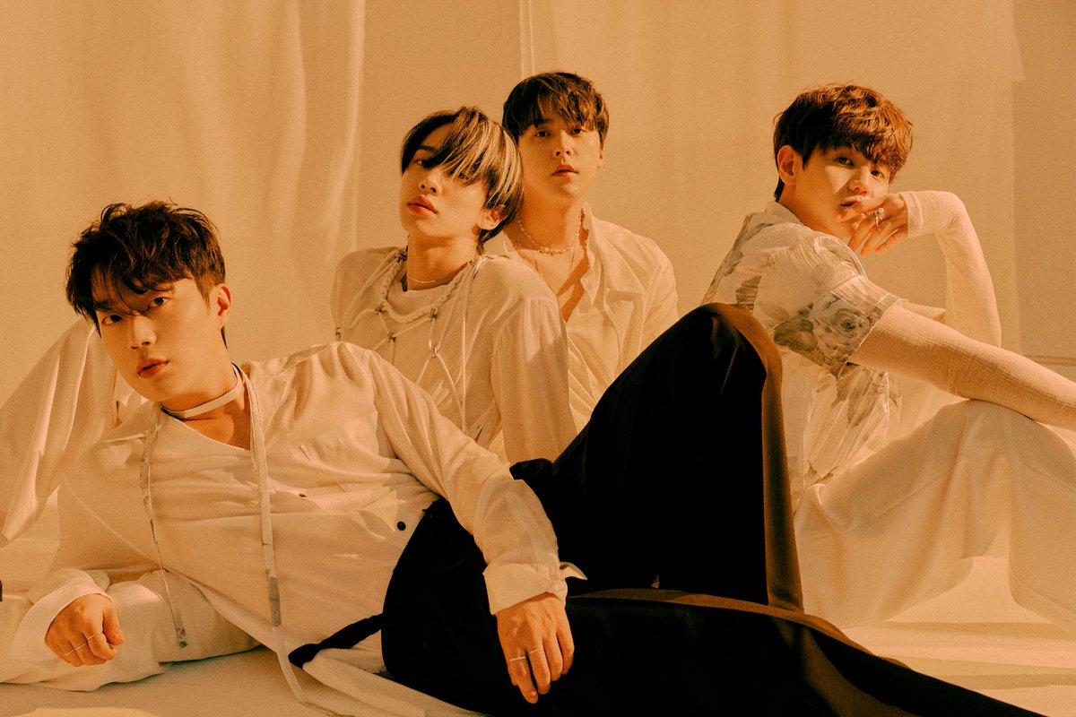 DUJUN_THAILAND's tweet photo. รูปพรีวิว มินิอัลบัม HIGHLIGHT 3rd MINI ALBUM [The Blowing] CONCEPT PHOTO -1-

Link ; https://t.co/R97GKnSZPU

#하이라이트 #Highlight #윤두준 #양요섭 #이기광 #손동운 #The_Blowing https://t.co/IbpGvyI402