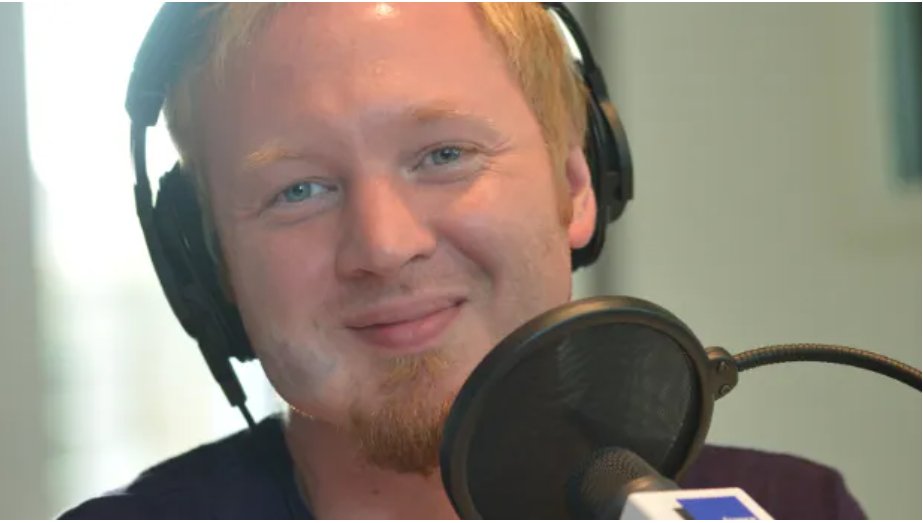 Bonjour ! Pas grand chose à dire côté météo : soleil pour tout le monde aujourd'hui et températures maxi autour de 20/21 degrés.
Une grosse pensée ce matin pour David Meilhac qui vous a réveillé pendant des années et qui nous quittait il y a un an 💔