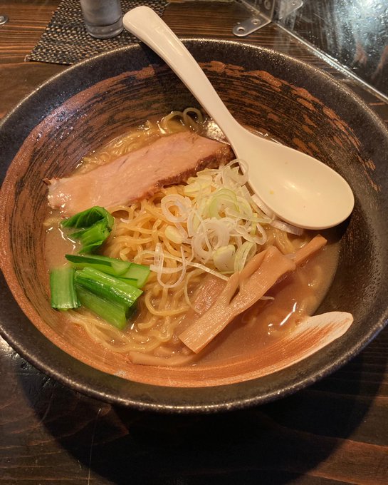 お昼は天虎さんの一三五ラーメン! 