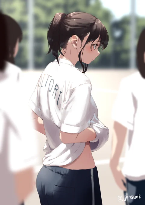 #全日本うちの子可愛いんでファンになってください協会 
水着になったりバレーしたり 
