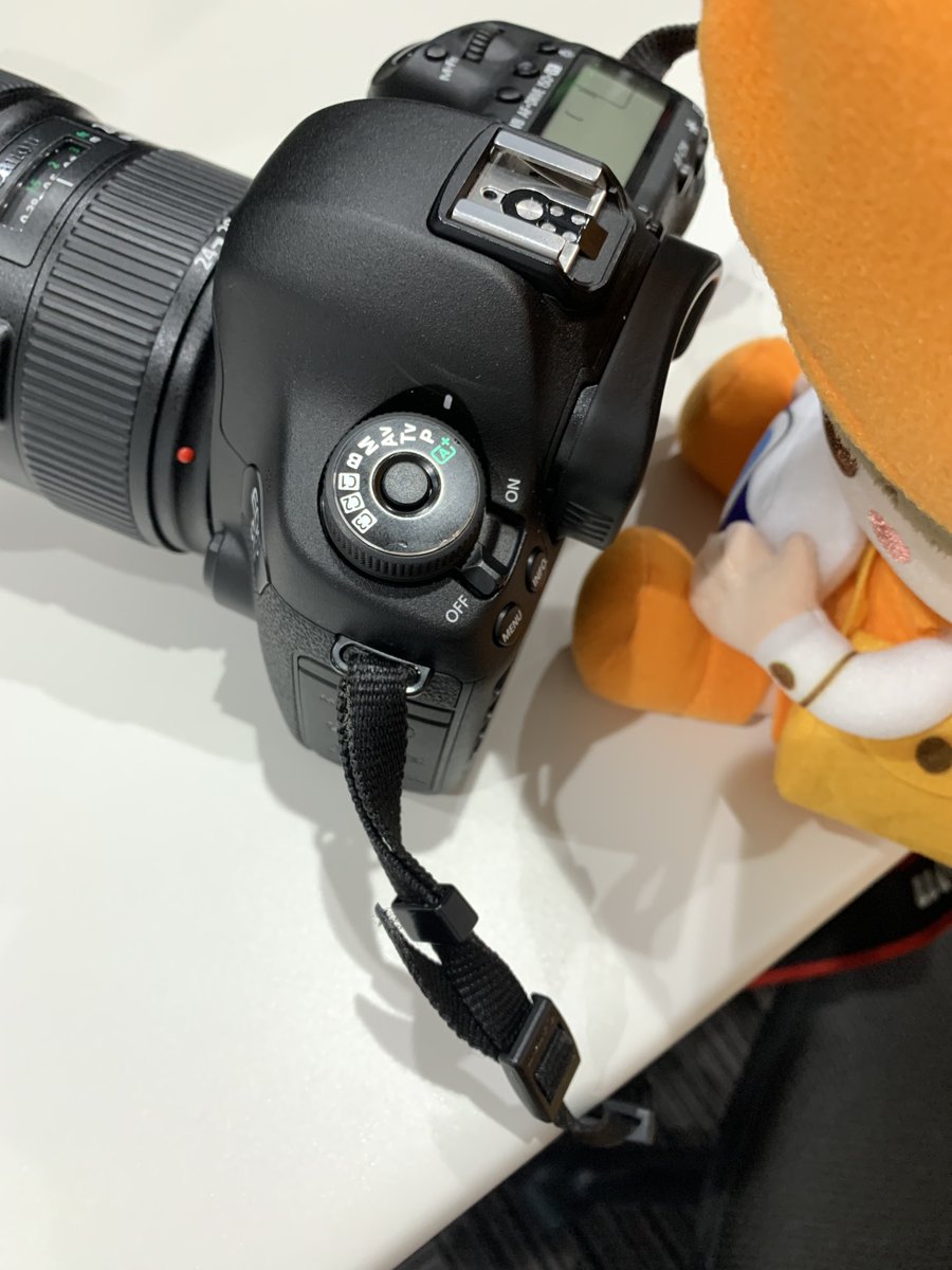 エミちゃん 公式 みんなのおもいで Com Emichan Happy Twitter