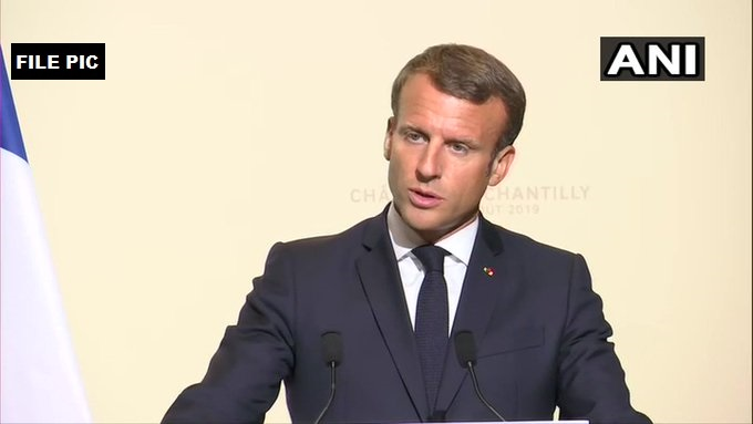 EconomicTimes's tweet photo. "I want to send a message of solidarity to the Indian people, facing a resurgence of COVID-19 cases. France is with you in this struggle, which spares no-one. We stand ready to provide our support,"says French President Emmanuel Macron
Track latest updates https://t.co/zhWAK7RVKZ https://t.co/tRNFl1DxD2