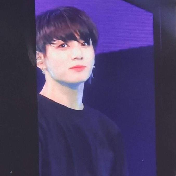 Jungkook screen fancams ; a thread