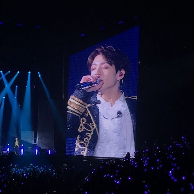 Jungkook screen fancams ; a thread