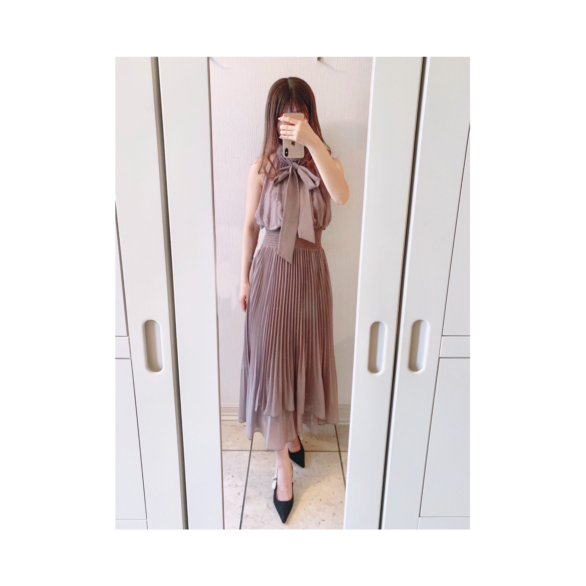 Pleated Chiffon Ribbon Midi Dress | myglobaltax.com Pleated Chiffon Ribbon Midi Dress | myglobaltax.com