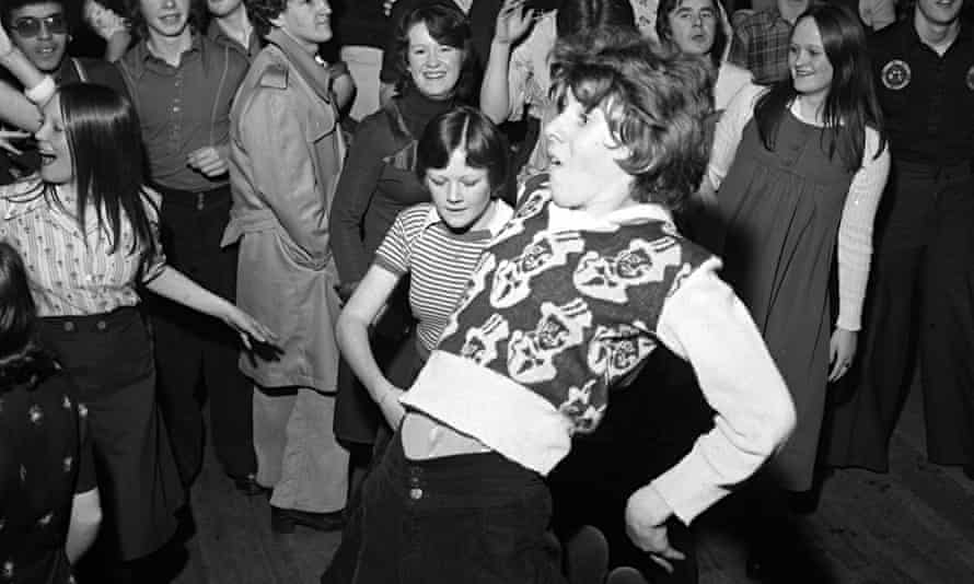 On #Daybreak @radiohannah is chatting to #SharonSullivan From 8am CET #Dancing #Soul #NorthernSoul