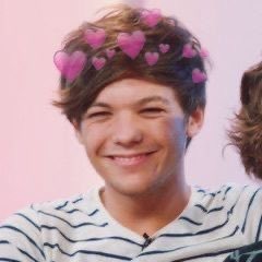 。　☆ 。　   ☆。　   ☆ ☆。　＼　　 ｜　　  ／ 。☆    louis tomlinson being cute;    a thread to brighten up ur day !  ☆。　／　  ｜　　＼。　☆ 。　 ☆。 　　 。　　☆。
