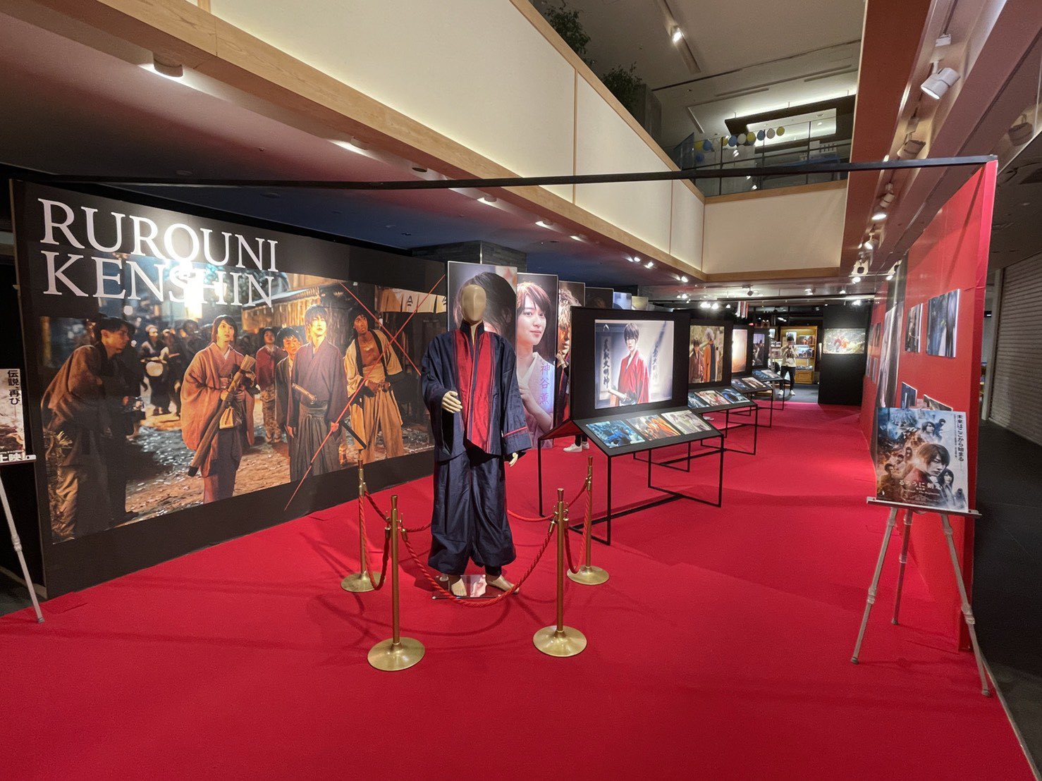 Pop Up Next ポップアップネクスト るろうに剣心最終章 るろ剣本日公開でござる 映画を楽しんだ後は 東京ソラマチ 4階の 展示会 Pop Up Storeへ 役者さんのオフショットや 雪代縁 役 新田真剣佑 さん が着用した衣装が楽しめます イベントは4 25 Pop Up Next ポップアップネクスト るろうに剣心最終章 るろ剣本日公開でござる 映画を楽しんだ後は 東京ソラマチ 4階の 展示会 Pop Up Storeへ 役者さんのオフショットや 雪代縁 役 新田真剣佑 さん が着用した衣装が楽しめます イベントは4 25