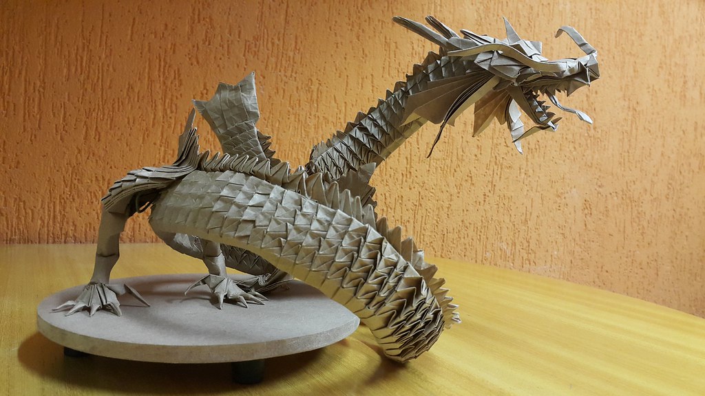 DLartesa's tweet photo. "Ignoramos el sentido del dragón, como ignoramos el sentido del universo, pero algo hay en su imagen que concuerda con la imaginación de los hombres, y así el dragón surge en distintas latitudes y edades" (J.L. Borges, El Libro de los Seres Imaginarios, 1967) Imagen Ary Kamiyana. https://t.co/seYcimsAey