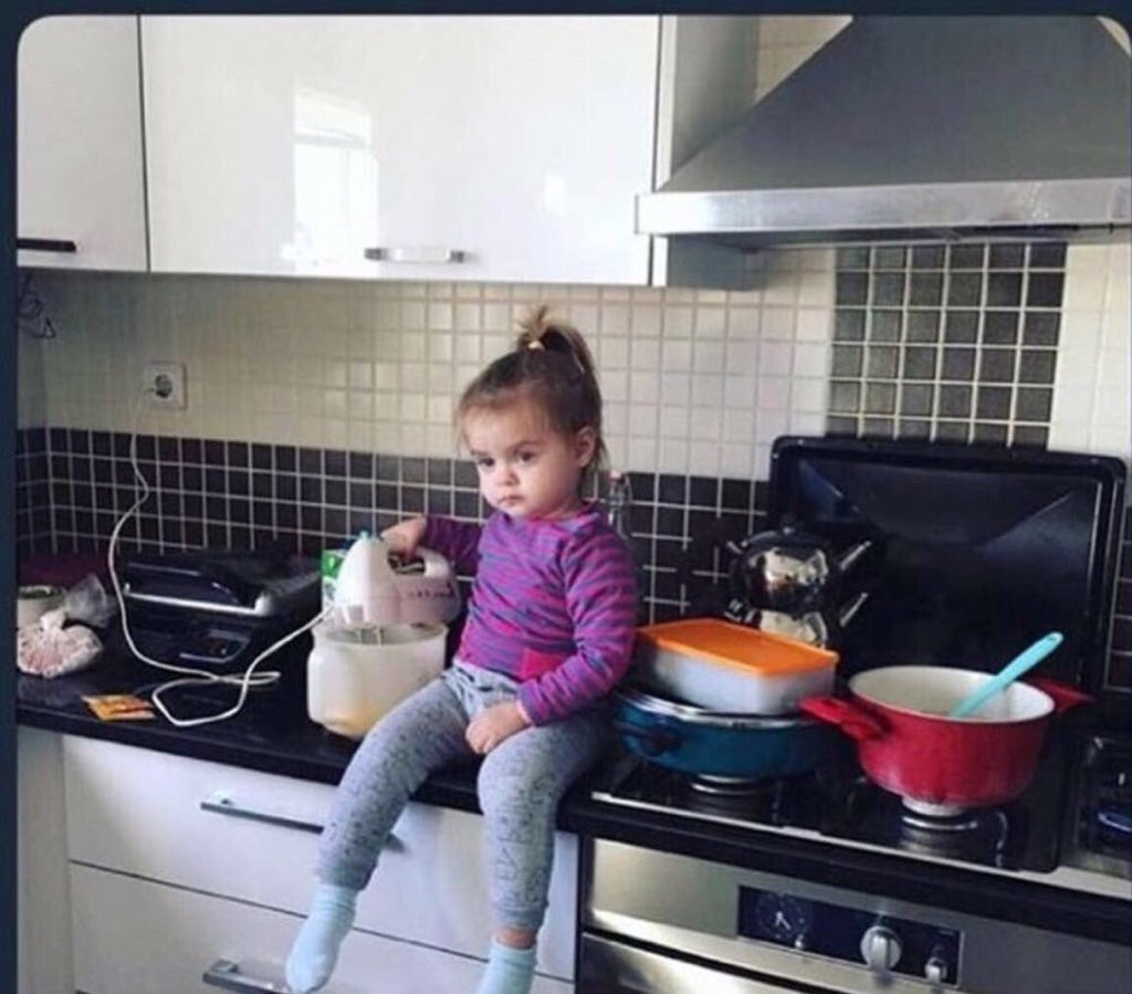 Her şeyden bıkmışsın ama sorumluluklarını bi kenara bırakamıyorsun