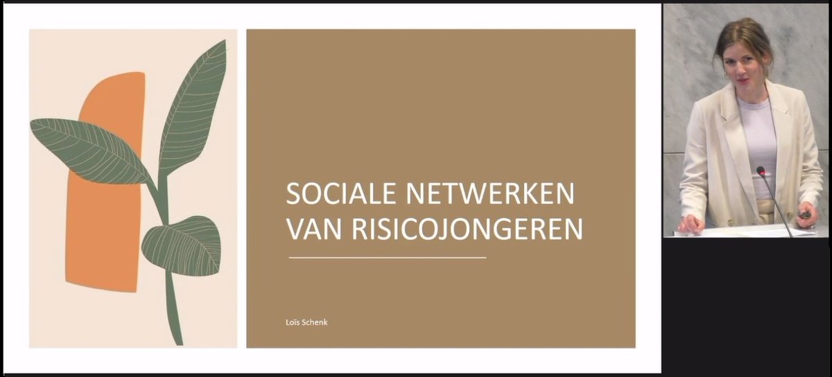 UrbanYouthLab's tweet photo. Loïs Schenk verdedigt nu haar proefschrift aan de Erasmus Universiteit Rotterdam over sociale netwerken van risicojongeren https://t.co/RxthxDu47P