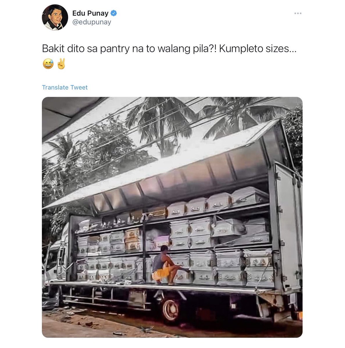 ricci_richy's tweet image. This guy is a journalist? Like, seriously?