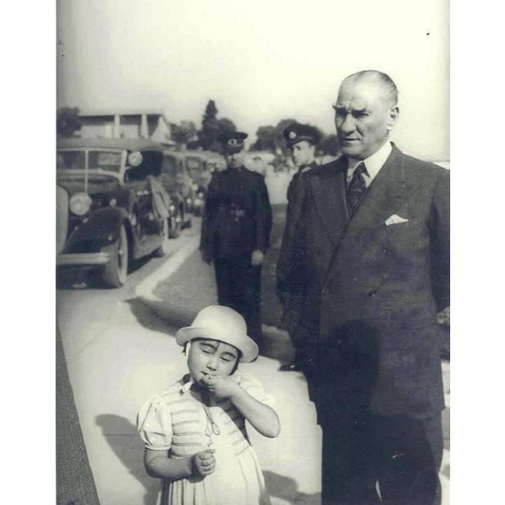 helloess's tweet photo. #23Nisan1920 #Nice101 #23Nisan
🎈❤ https://t.co/FvDk2szvgo
