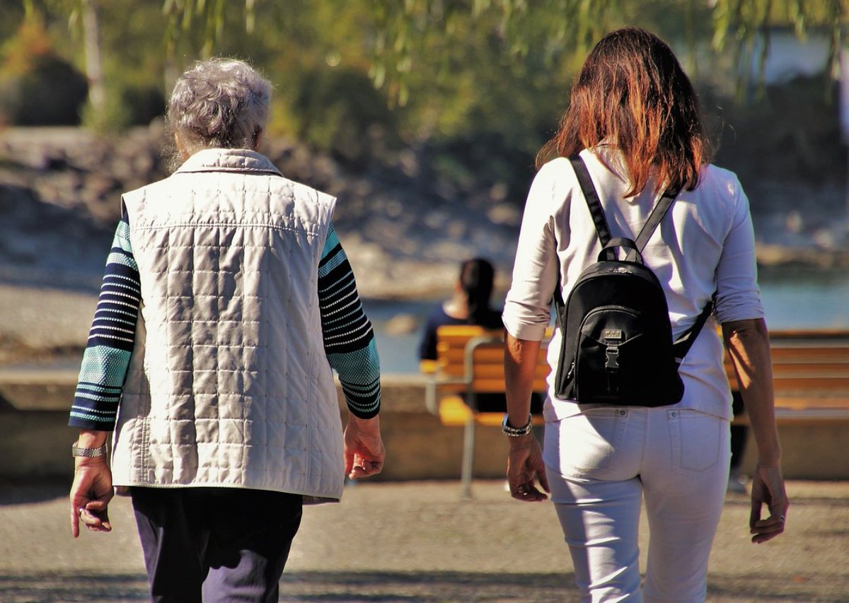📍Si vives en la <a href="/ComunidadMadrid/">Comunidad de Madrid</a> tienes una deducción autonómica por acogimiento familiar, ya sea de un menor de edad o de una persona mayor de 65 años, para desgravar en tu declaración de la renta.

👉Consulta los requisitos en nuestra web:  bit.ly/32N4SPH