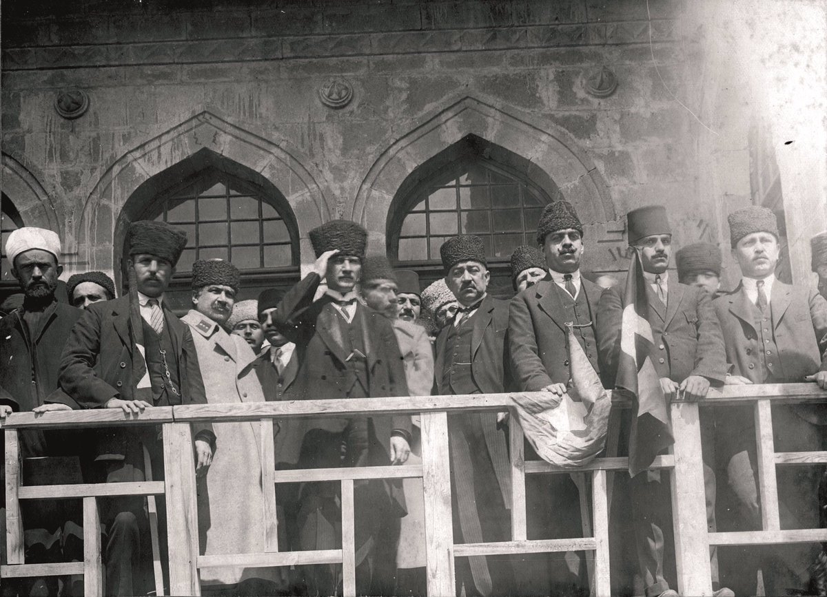 "bütün cihan bilmelidir ki artık bu devletin ve bu milletin başında hiçbir kuvvet yoktur, hiçbir makam yoktur. yalnız bir kuvvet vardır. o da millî egemenliktir. yalnız bir makam vardır. o da milletin kalbi, vicdanı ve mevcudiyetidir."