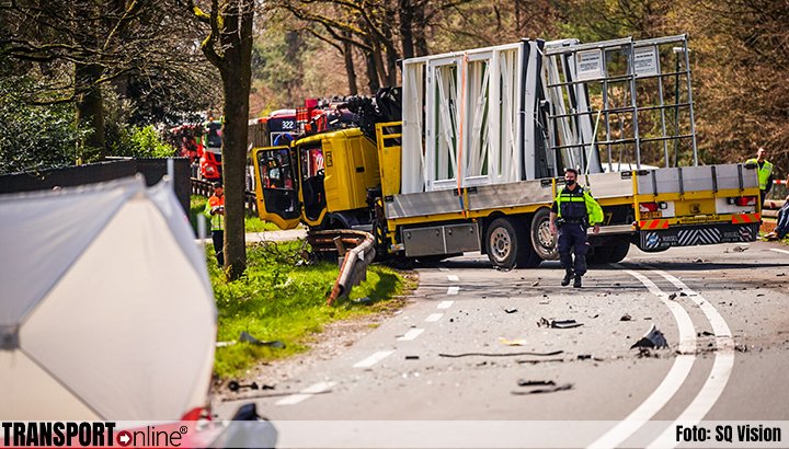 Dode na aanrijding met vrachtwagen op #N615 [+foto] lees meer:..