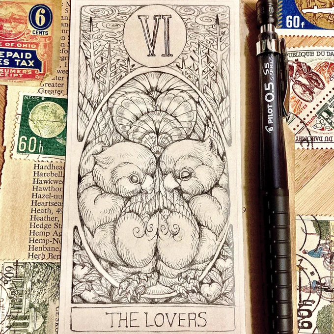 愛人【THE LOVERS】のタロットカードが描けました。モチーフはラブバードことコザクラインコたちです* 