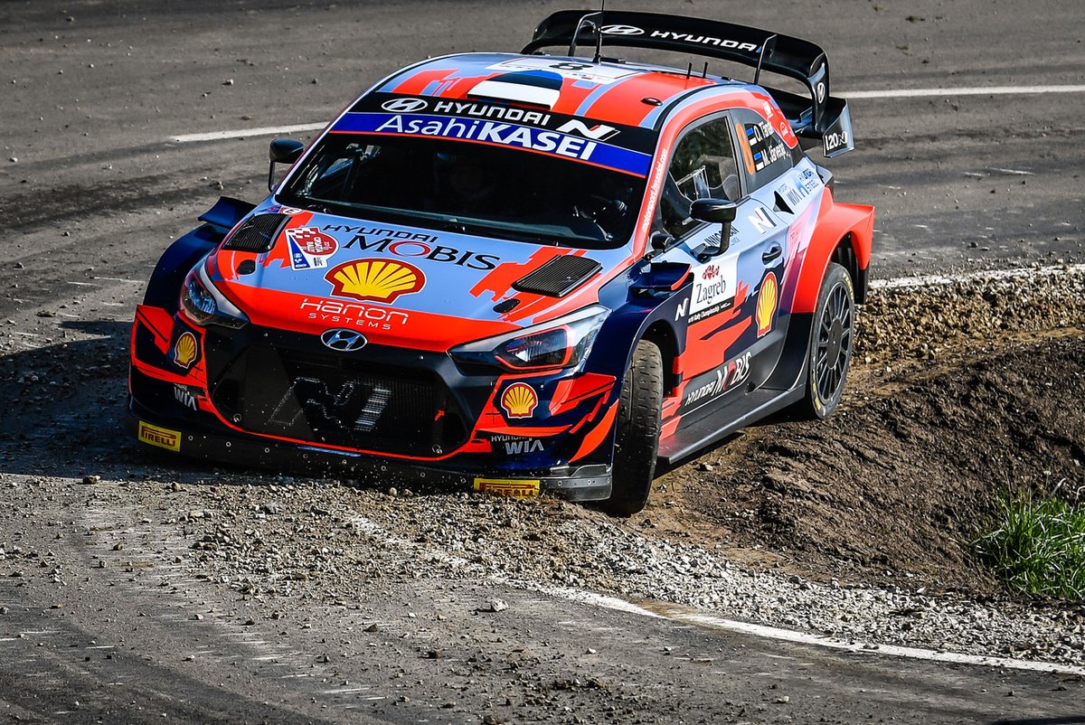 ⏱️ Overall standings after SS4:

1️⃣ T. Neuville 27:47.9
2️⃣ E. Evans +7.3
3️⃣ S. Ogier +12.3
4️⃣ O. TÄNAK +25.3
5️⃣ C. Breen +33.4
6️⃣ A. Fourmaux +44.4
7️⃣ G. Greensmith +49.5
8️⃣ P. Loubet +55.4
9️⃣ T. Katsuta +1:06.1
🔟 M. Ostberg +1:41.5

#CroatiaRally #WRC #GoOtt