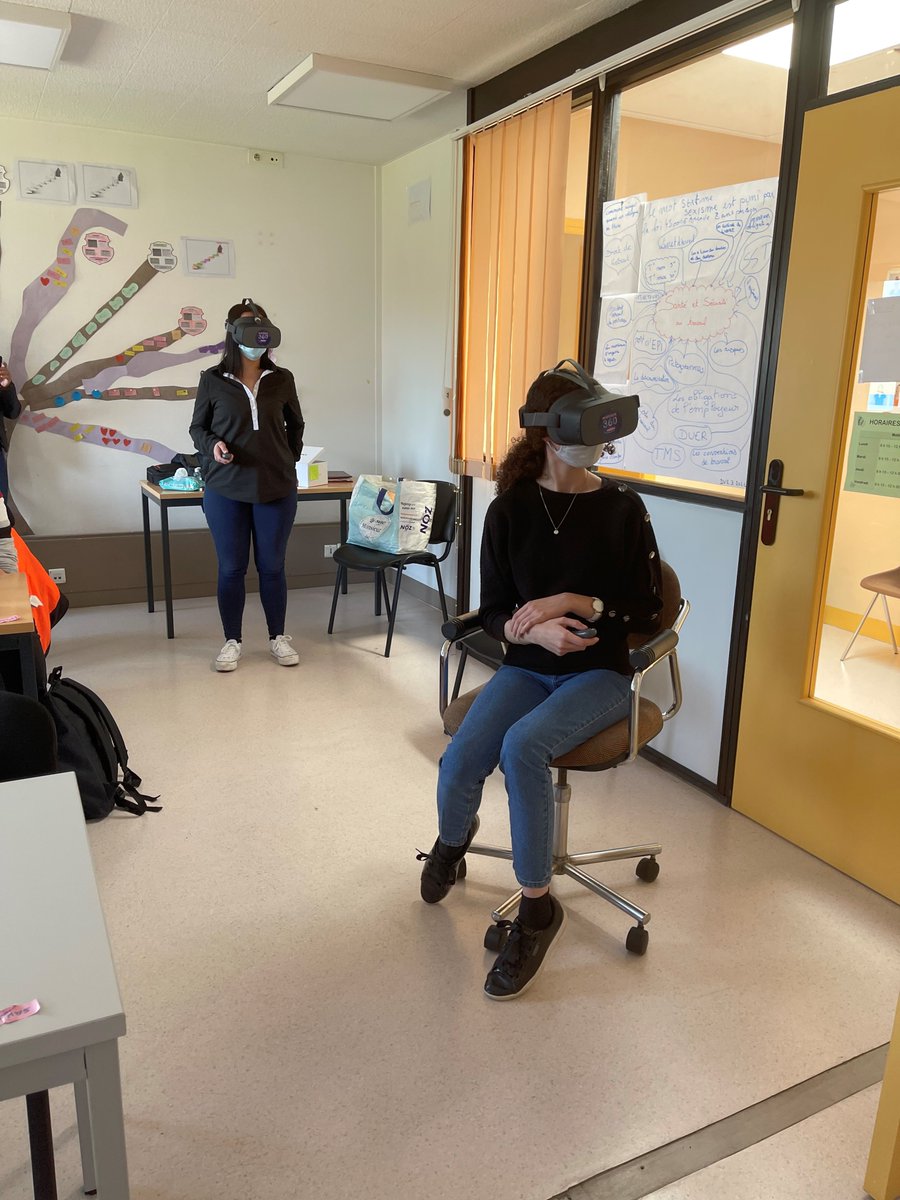 FabMobEmploi Maubeuge (@fabmobmaubeuge) on Twitter photo Bonjour, la Fab'Mob Emploi se déplace ! ici chez notre partenaire <a href="/IdformationRh/">ID FORMATION</a> de #maubeuge Découverte de métiers via des casques de réalité virtuelle 🎥découvrez ou confirmez une envie de métier, un projet via une immersion ... en 3 dimensions 👍 Bonjour, la Fab'Mob Emploi se déplace ! ici chez notre partenaire <a href="/IdformationRh/">ID FORMATION</a> de #maubeuge Découverte de métiers via des casques de réalité virtuelle 🎥découvrez ou confirmez une envie de métier, un projet via une immersion ... en 3 dimensions 👍