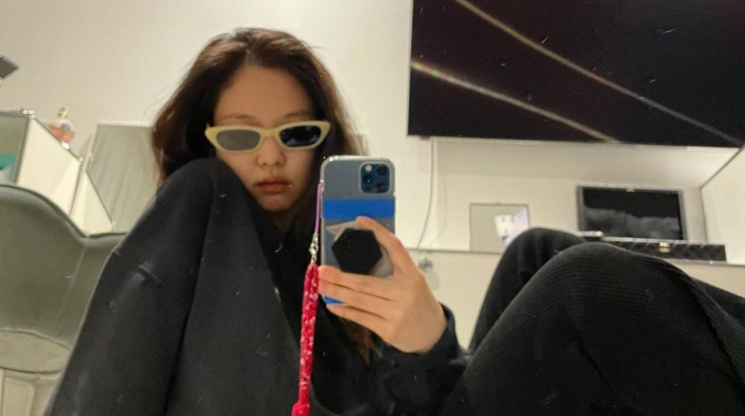 haii sava here [ newbie ]
mutual? like or rt
fambst? hmu!!!

#roleplayerindonesia #roleplayer #roleplayeraccount #root #mutualan
#jenniekim