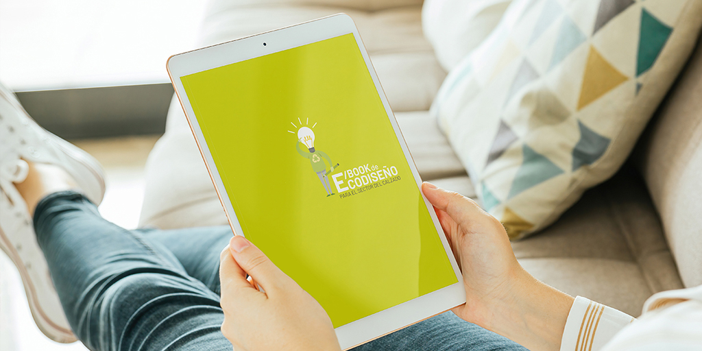 Desde #INESCOP os deseamos un feliz #DiaDelLibro  📚🌹 

✅Os recomendamos el e-book de #ecodiseño para el sector del #calzado, sin duda una publicación indispensable para todas aquellas empresas que quieren seguir los pasos de la sostenibilidad ♻️👠

➡️bit.ly/3vel8FG