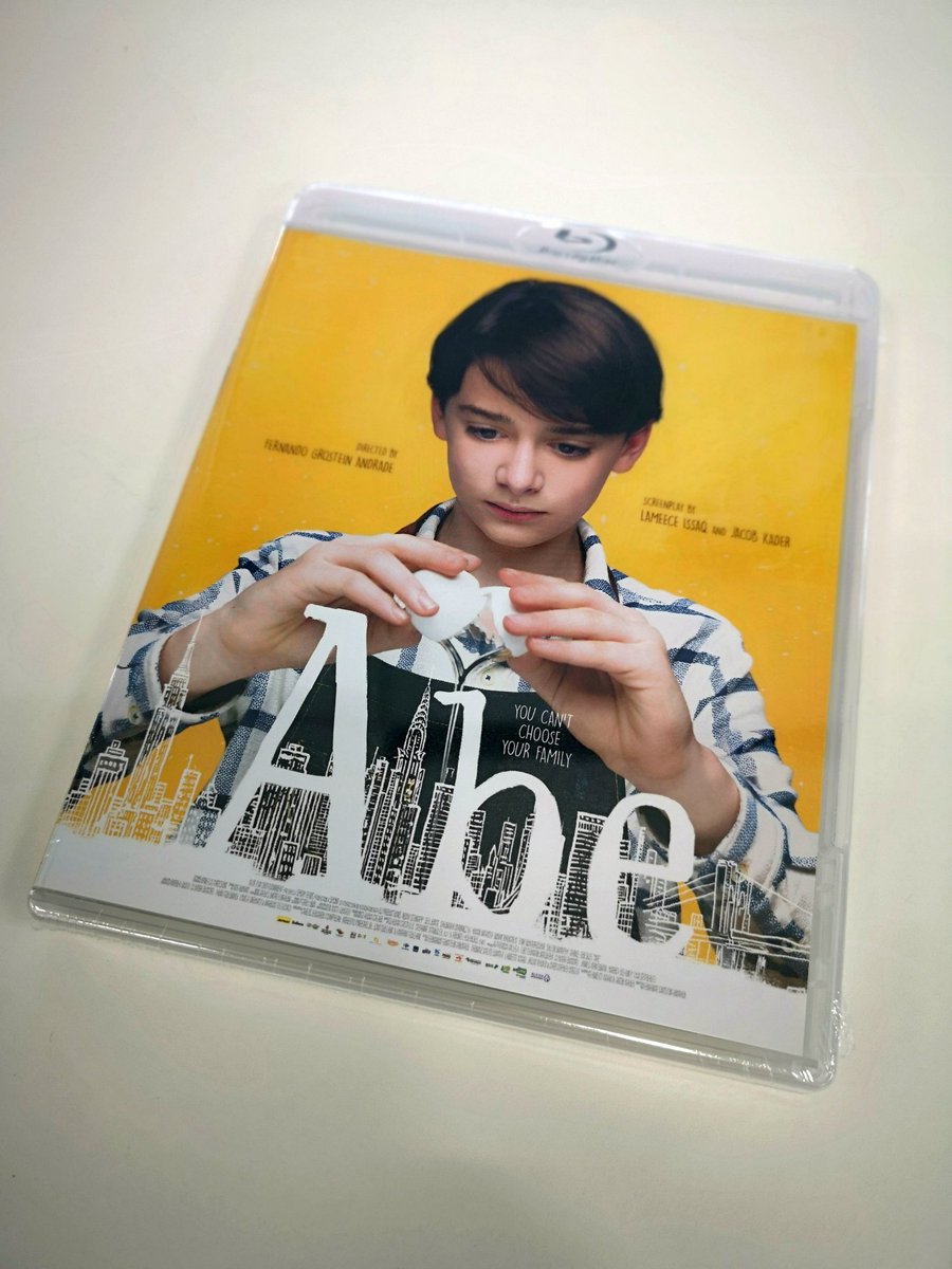 abekitchen's tweet photo. 発売まであと少しありますが、
『#エイブのキッチンストーリー』
ブルーレイのサンプルが届きました！
 
ブルーレイとDVDの発売は5月7日です。 https://t.co/3vN9C4LJMd