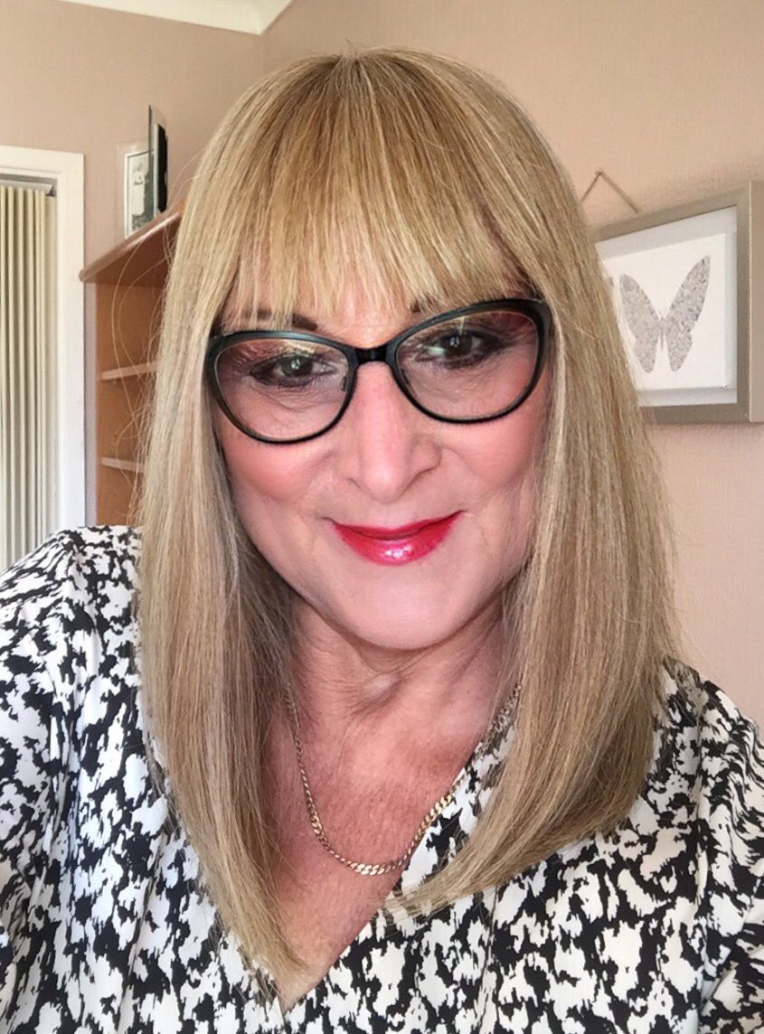 Bright sunny weather &amp; hay fever eyes so I’m looking like poo which is no surprise,
Wrinkly red eyes the resulting case but even that can’t wipe the smile from my face,
Happiness I feel is the reason why my euphoria can’t be dampened by a watering eye!
Have a great day everyone!