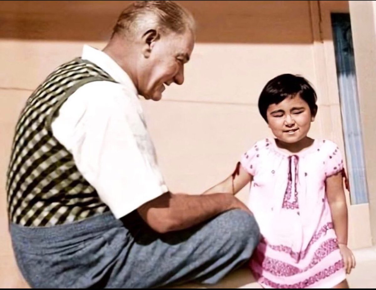 "Beni ne zaman görmek isterseniz aynaya bakın. Siz Türk çocukları benim birer parçamsınız, ben de sizin..."
'Mustafa Kemal Atatürk'
#23Nisan