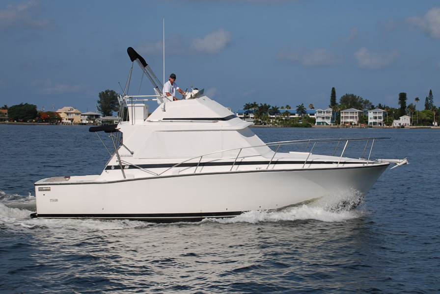 33' BertramPRICED BELOW SUGGESTED MARKET VALUE!&amp; This classic Bertram has been enjoyed and well maintained by a professional yachtsman for several years and is now being offered for... yachtauthority.com/boat-6472729/P…