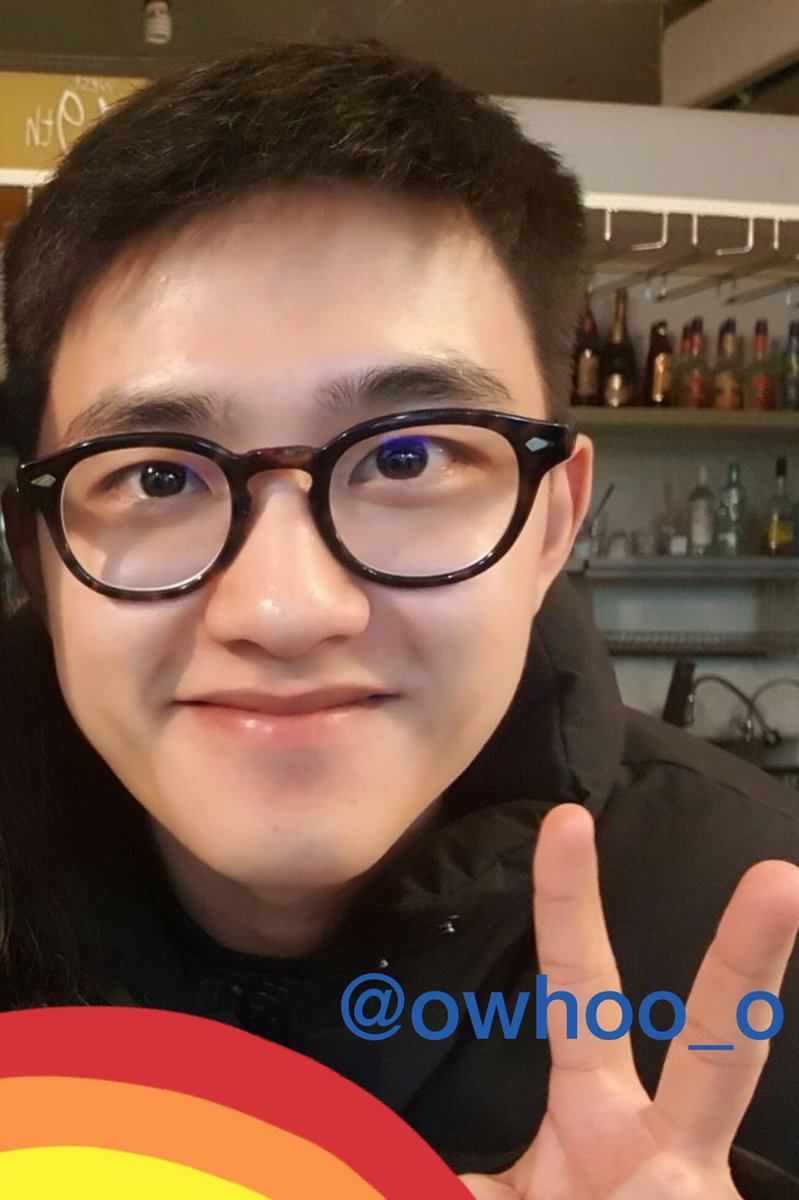kyungsoo didn't lie when he said "I'm a selfie boy"