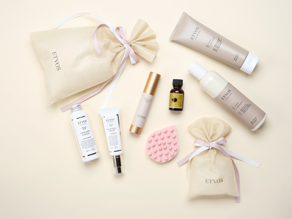 Etvos エトヴォス 公式 Mother S Day ギフトセレクション21 ありがとうを届けよう 毎日の感謝の気持ちを伝えるetvosのギフトはいかがですか おすすめギフトセットをご購入の方限定で Etvosロゴ入りギフトラッピング を一緒にお届け エトヴォス Etvos エトヴォス 公式 Mother S Day ギフトセレクション21 ありがとうを届けよう 毎日の感謝の気持ちを伝えるetvosのギフトはいかがですか おすすめギフトセットをご購入の方限定で Etvosロゴ入りギフトラッピング を一緒にお届け エトヴォス