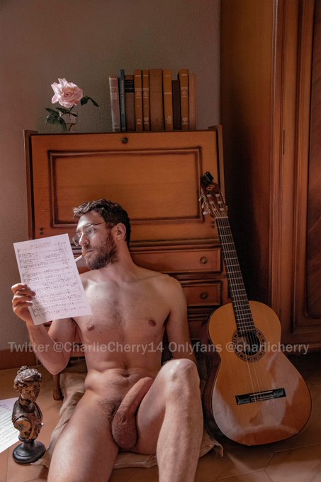 En la soledad de mis noches sin luna... In the solitude of my moonless nights...  ⬇️ https://t.co/GuOpT0hoUs<a href="/tag/master"class="tags"><span>#master</span></a><a href="/tag/findom"class="tags"><span>#findom</span></a><a href="/tag/bigcock"class="tags"><span>#bigcock</span></a><a href="/tag/cashmaster"class="tags"><span>#cashmaster</span></a><a href="/tag/cashapp"class="tags"><span>#cashapp</span></a>