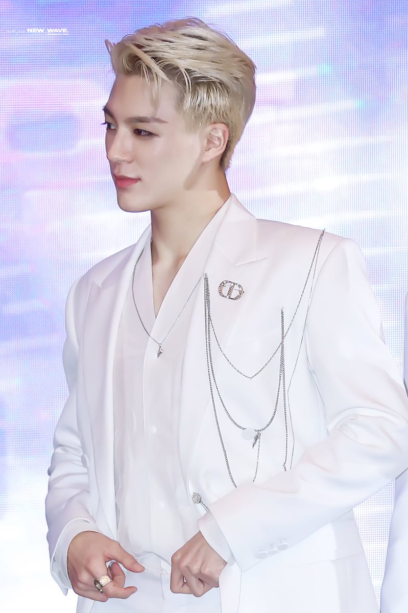 우리 멍멍이🐶 생일 축하해🥳

#제노 #JENO #NCTDREAM
#HAPPYJENODAY
#EyeSmilePrinceJenoDay
#푸른봄_피어날_제노의_스물둘