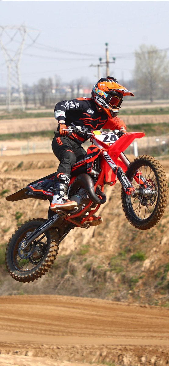 Welkom Jaymian Ramakers 💯👍 #KEMCOManagement #Motocross #Inschrijvingen #Wijhelpengraag #DaaromKEMCO