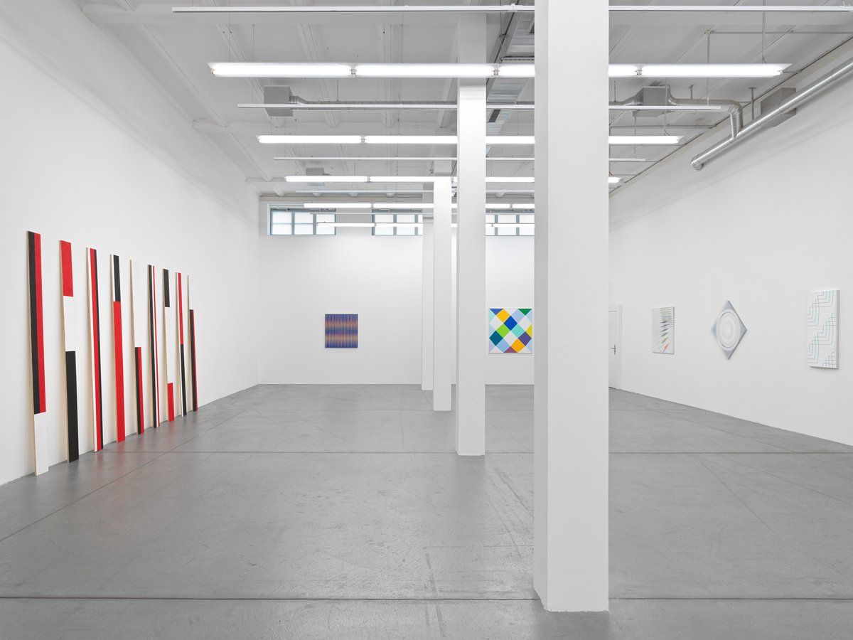 "Das Museum Haus Konstruktiv in Zürich kann sein Haus aktuell locker und hochwertig mit Werken aus der Sammlung füllen - es ist ein optisches Festmahl!" – <a href="/saltorfer/">Sabine Altorfer</a> <a href="/AargauerZeitung/">AargauerZeitung</a> 🎉 aargauerzeitung.ch/kultur/kunstmu…